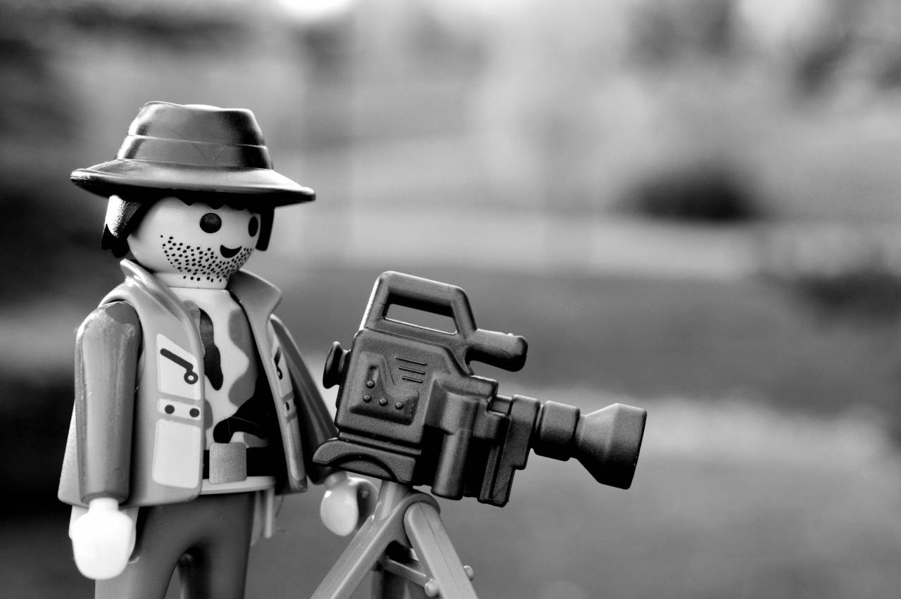   photographer  film  photo  male  green  — free black and white photo
