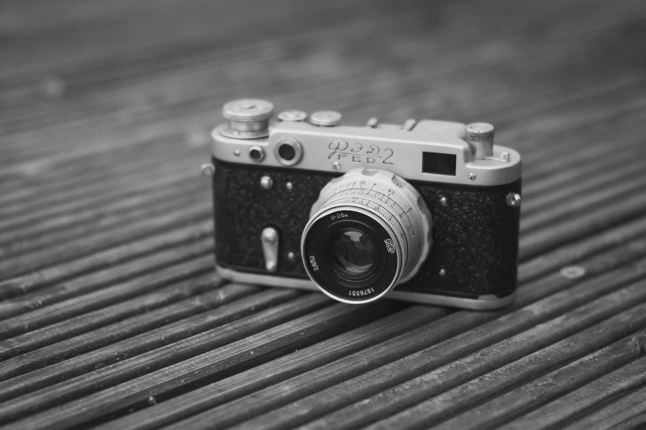   Point and shoot camera  cameras optics  — free black and white photo