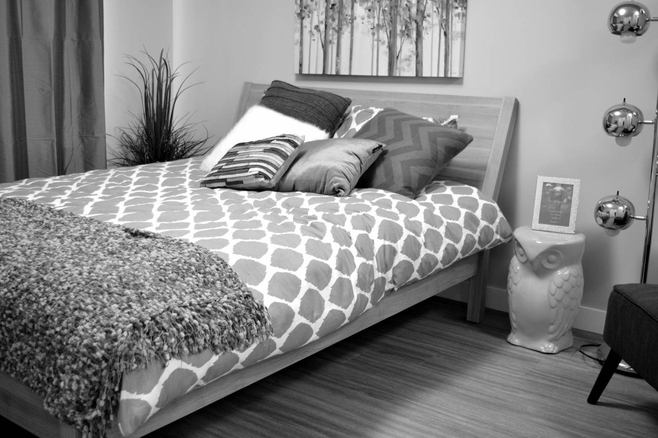 Bedroom Interior  — free black and white photo