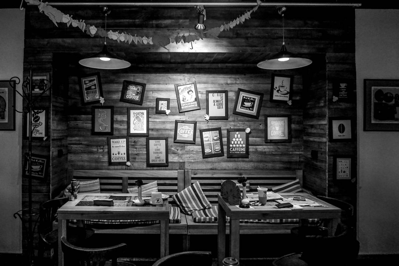 Restaurant Wood Vintage Photo Free Stock Photo - NegativeSpace — free black and white photo