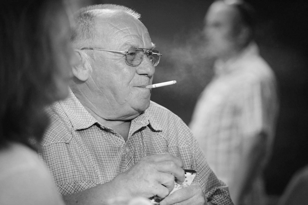 cigarette elderly mature enjoyment senior smoke lifestyle grandfather  — free black and white photo