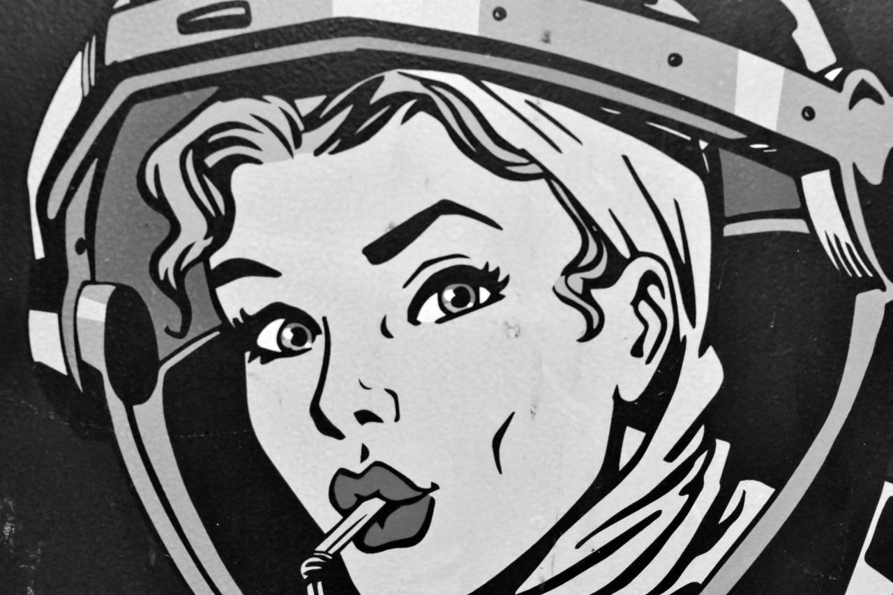 graphic retro illustration pretty music portrait face marketing woman cc0 — free black and white photo