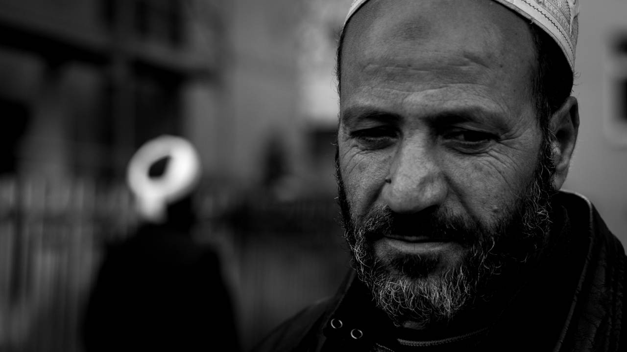   man  person  black and white  people  street  — free black and white photo