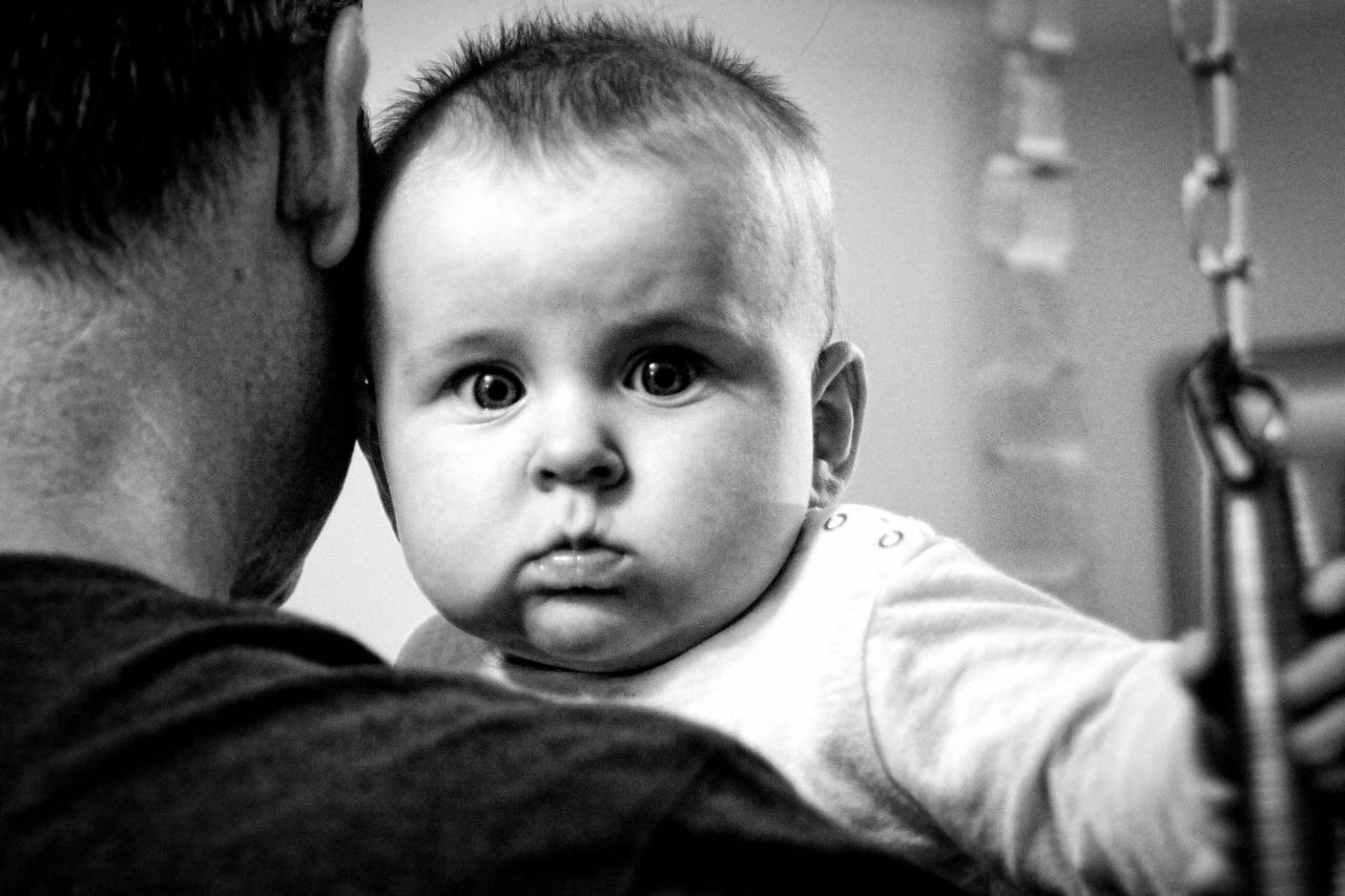   man  person  black and white  people  cute  — free black and white photo