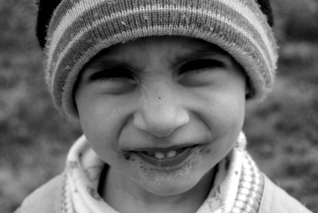   person  black and white  girl  boy  kid  — free black and white photo