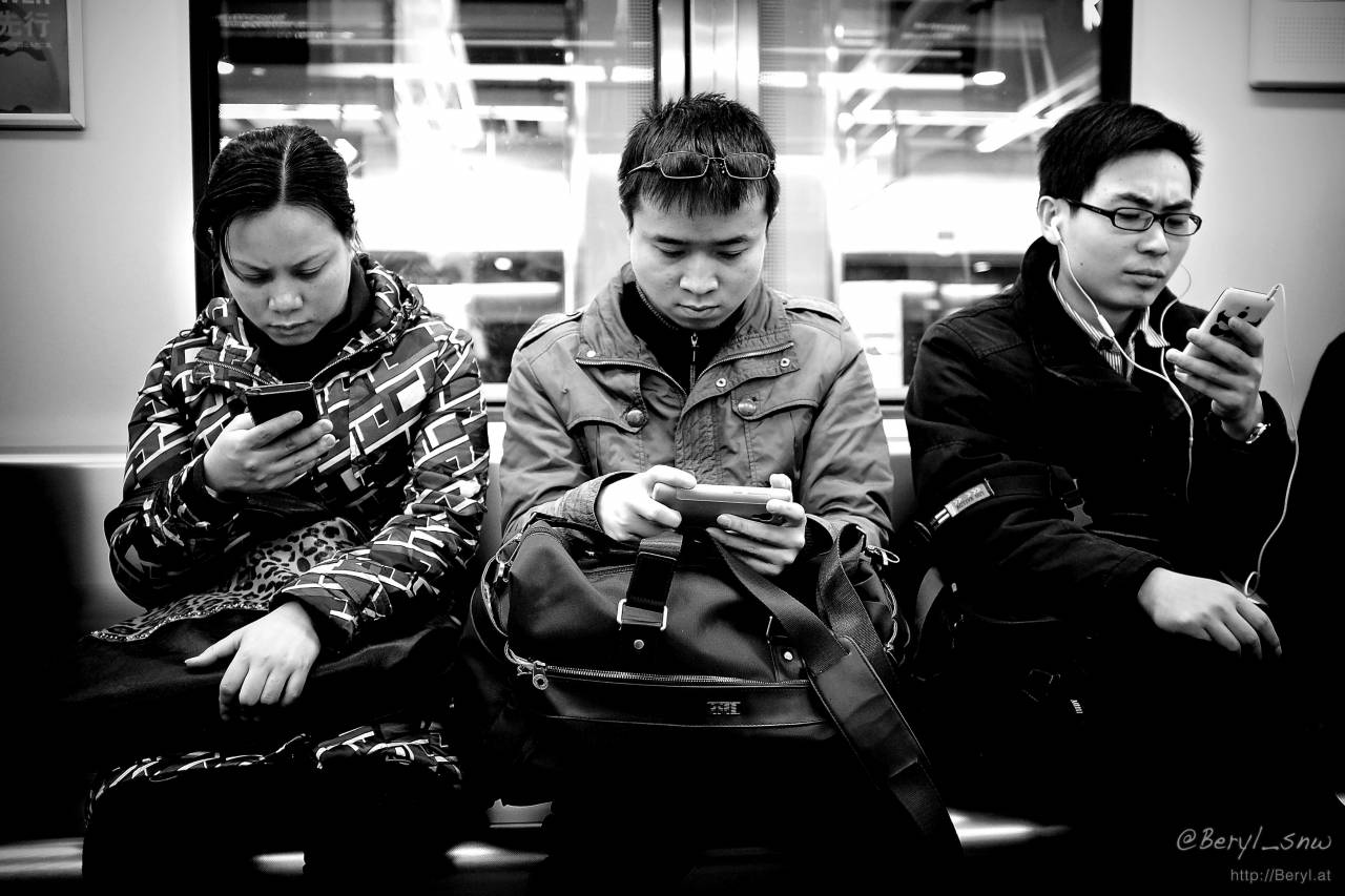   person  black and white  people  street  — free black and white photo
