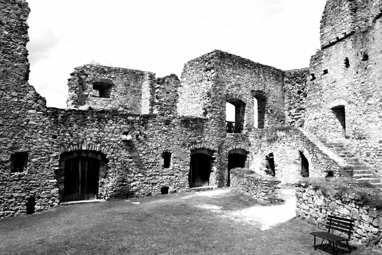  mansion  building  chateau  village  cottage  — free black and white photo