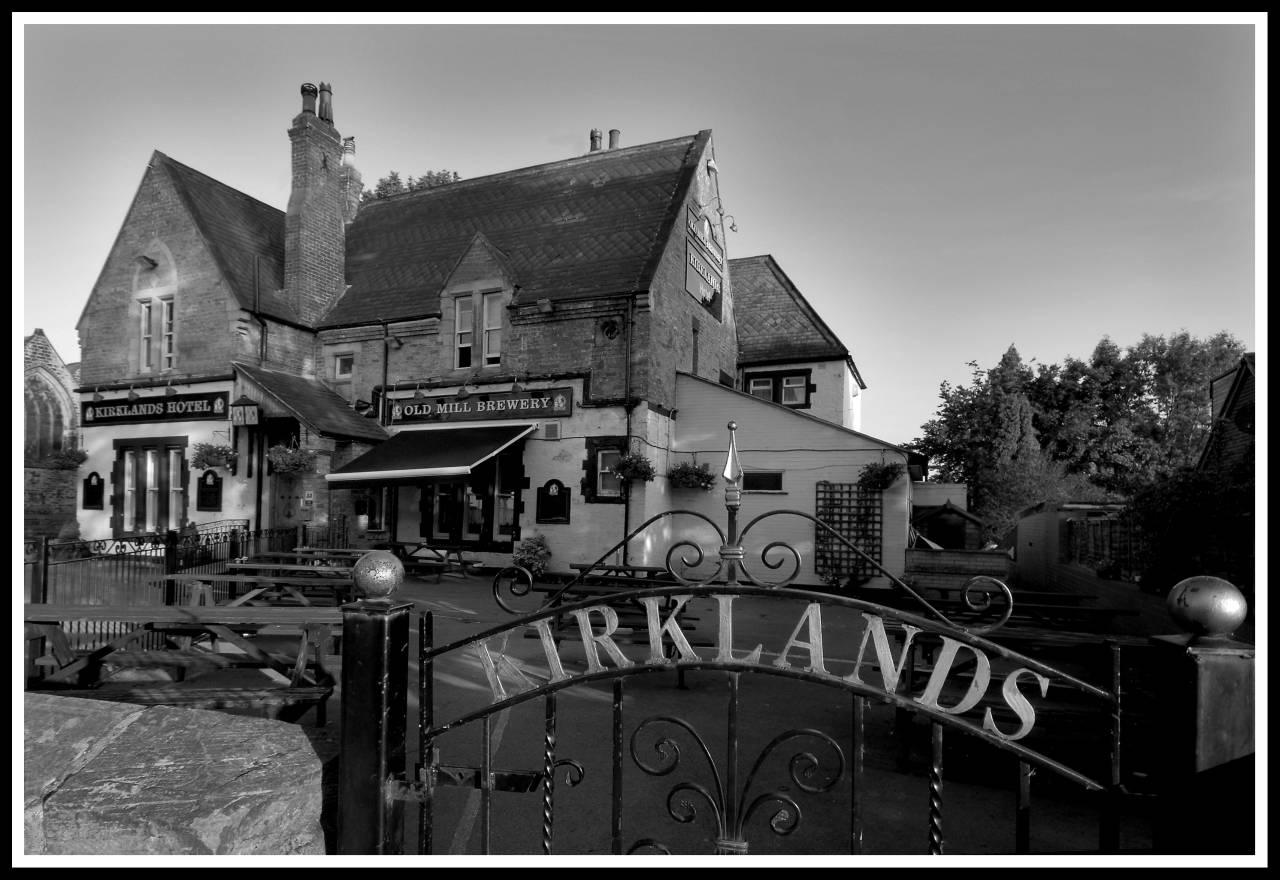   villa  mansion  house  morning  town  — free black and white photo
