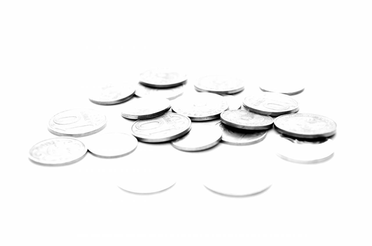   money  cash  currency  coin  banking  — free black and white photo