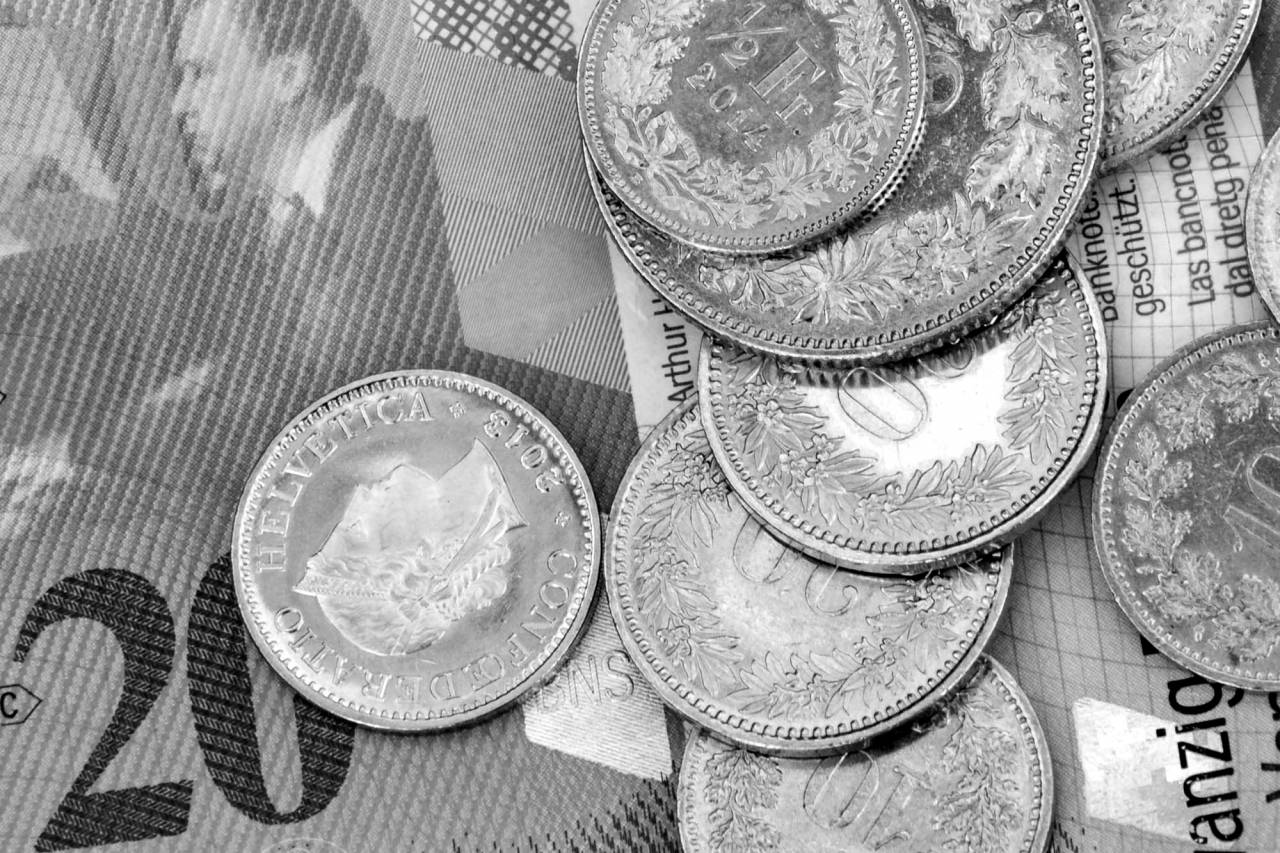   money  paper  material  circle  cash  — free black and white photo