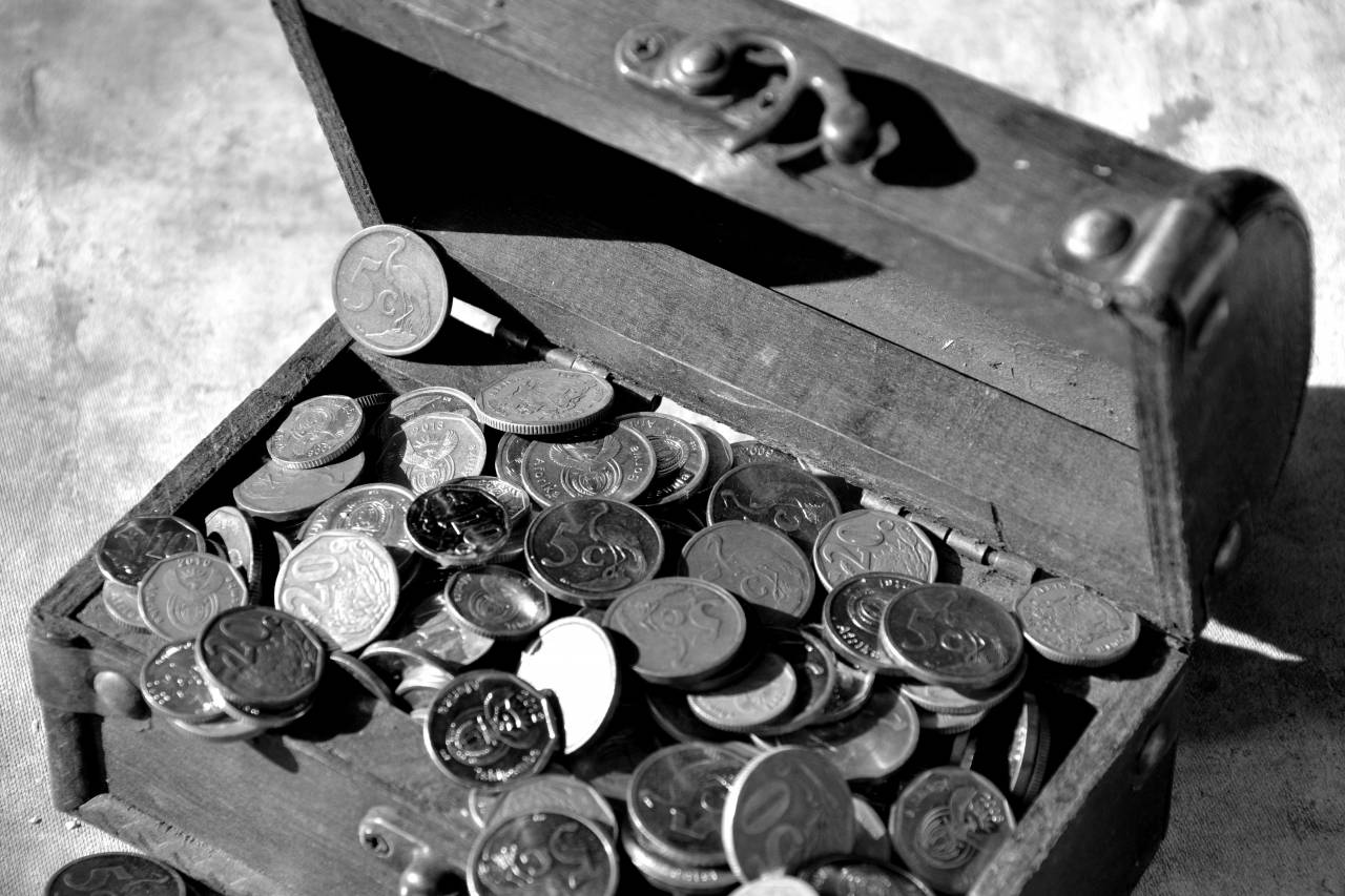   wood  metal  money  material  cash  — free black and white photo