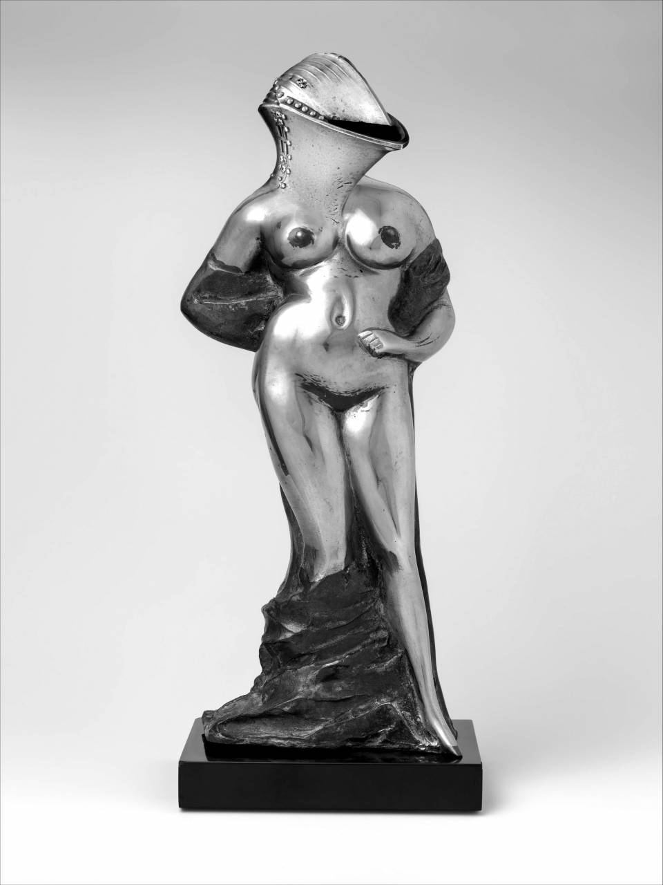  monument  statue  metal  art  figure  — free black and white photo
