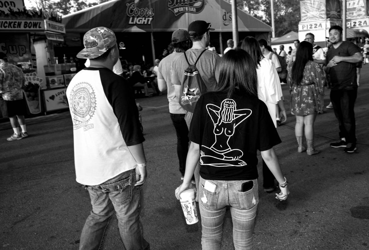  people  street  crowd  festival  — free black and white photo