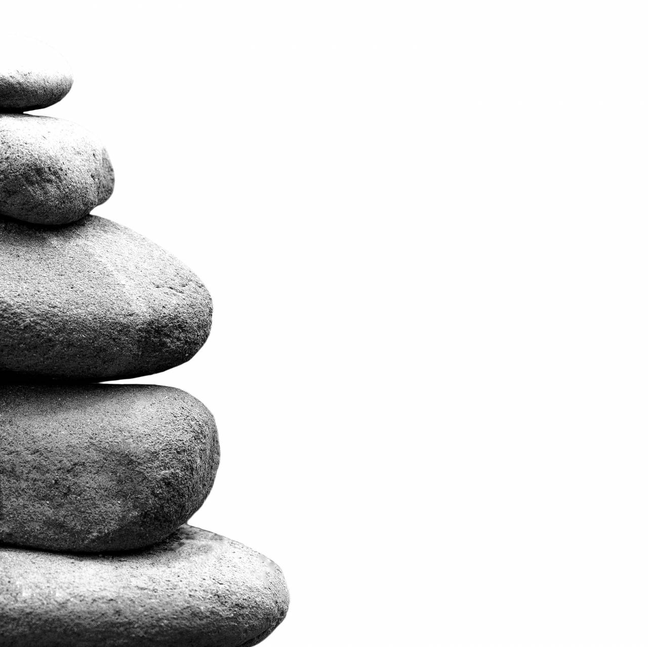   black and white  isolated  stone  statue  — free black and white photo