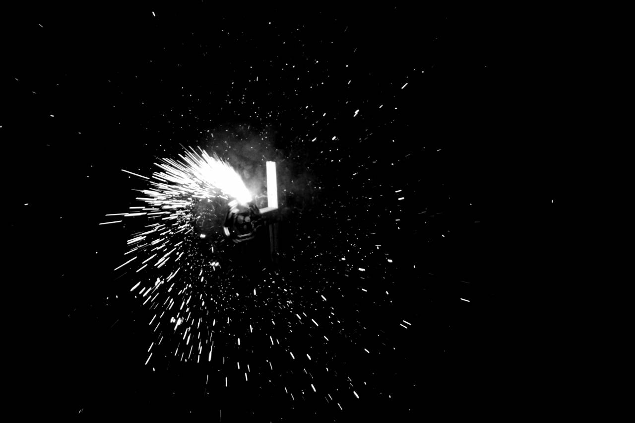   light  sun  dark  spray  fire  object  black  — free black and white photo