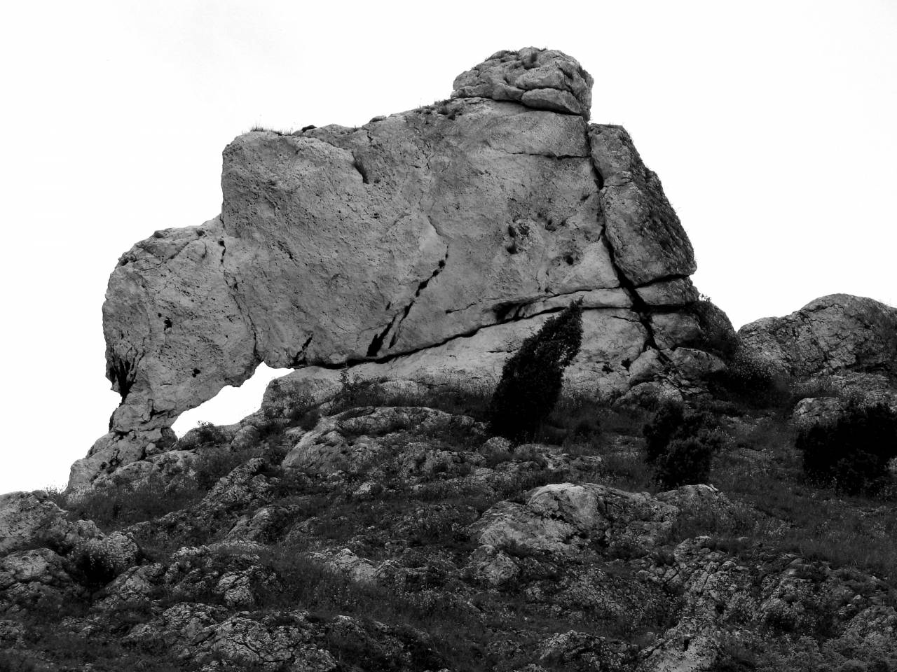   landscape  nature  rock  adventure  view  — free black and white photo