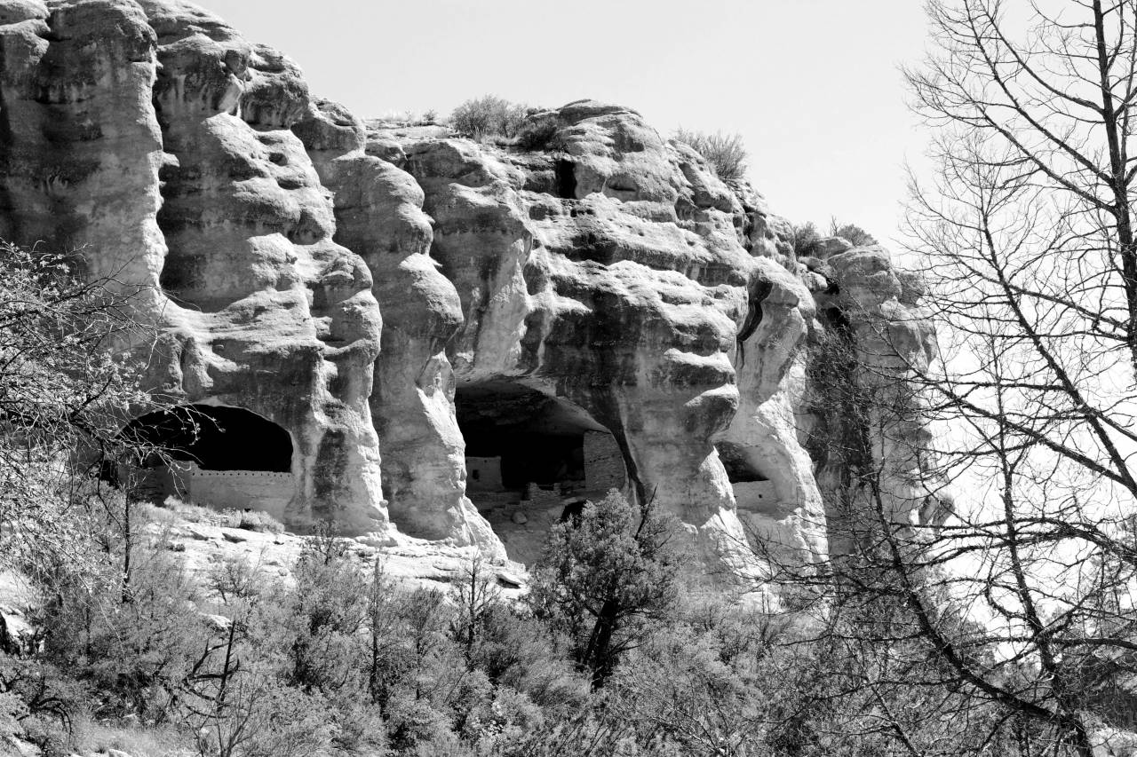   rock  architecture  formation  arch  geology  — free black and white photo