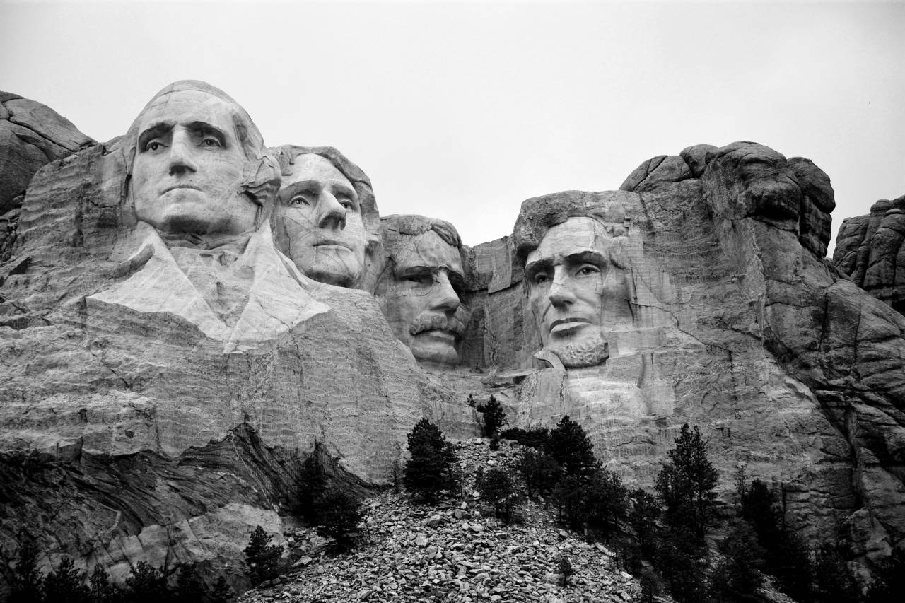   rock  valley  monument  formation  arch  — free black and white photo