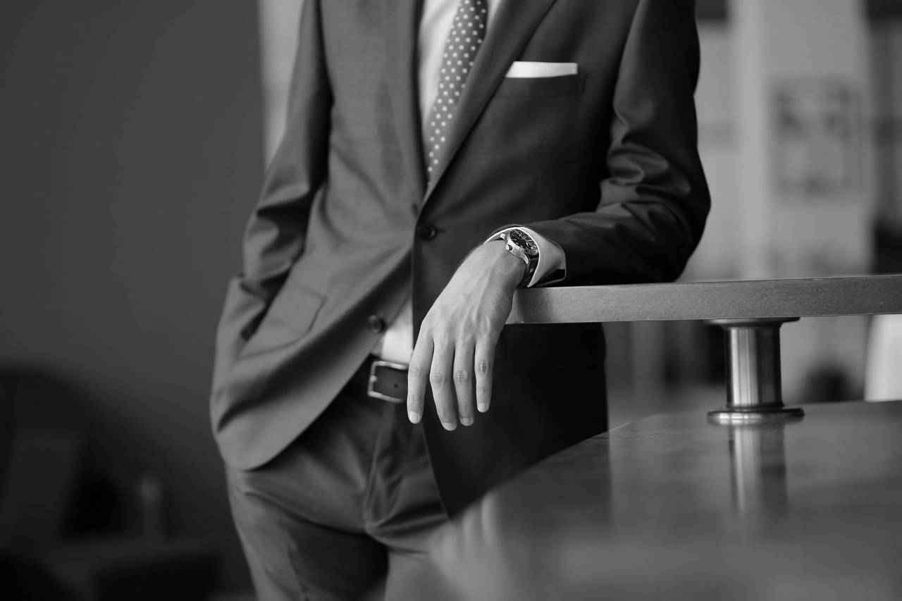 office manager businessman pants leader jacket leadership suit wristwatch handsome  — free black and white photo