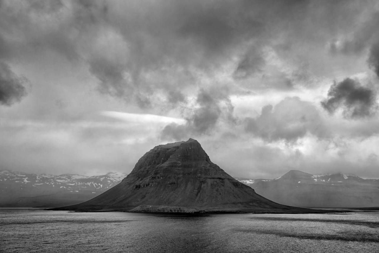 Tropical Island ?Ocean?  — free black and white photo