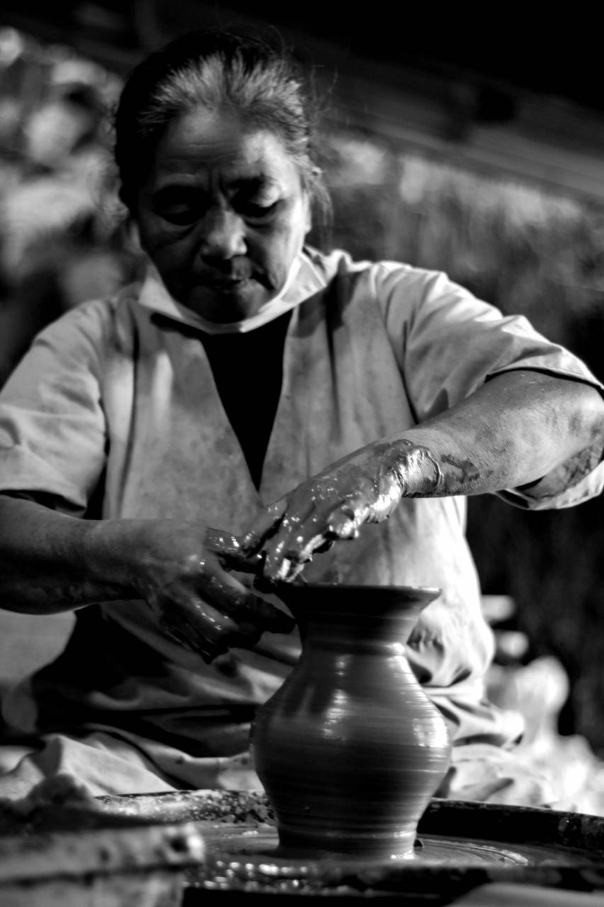   art  artisan  artist  black and white  — free black and white photo