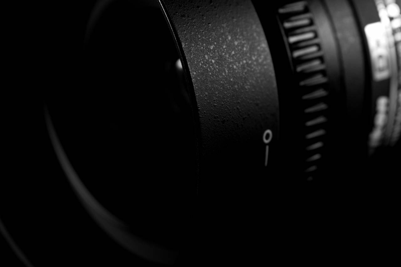   blur  black and white  technology  wheel  — free black and white photo