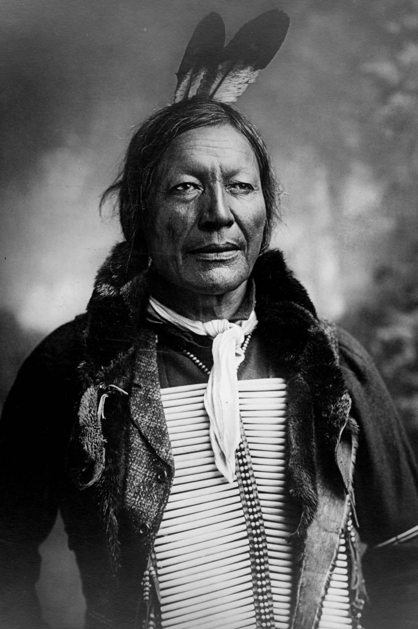   man  person  black and white  vintage  — free black and white photo