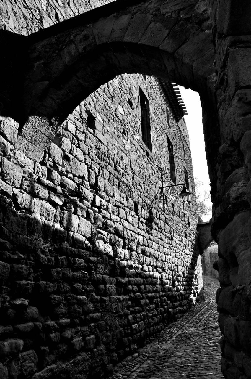   rock  black and white  architecture  bridge  — free black and white photo