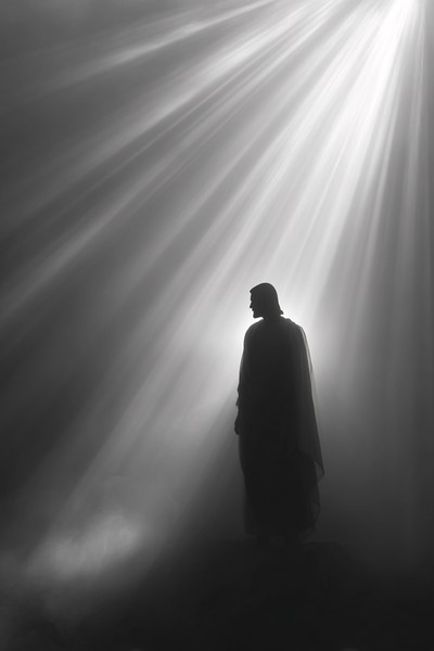 black and white picture of jesus standing silhouette with sof — black and white background photo