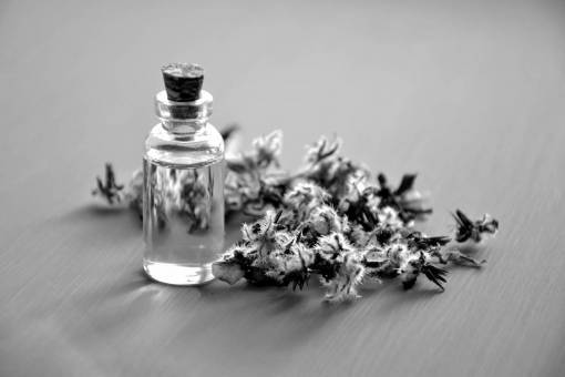   aromatherapy  cosmetic oil  essential oil 