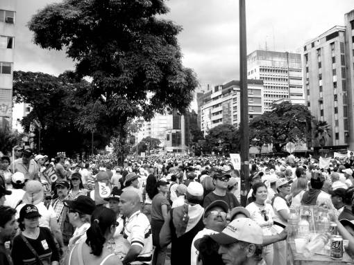   people  crowd  festival  venezuela  marches 